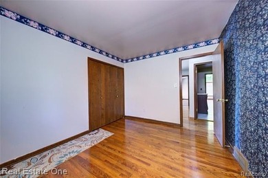 Welcome to 3125 Commerce Rd., in Milford Township! This - photo 38
