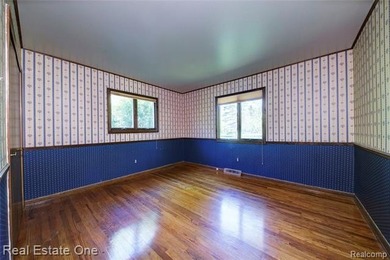 Welcome to 3125 Commerce Rd., in Milford Township! This - photo 39