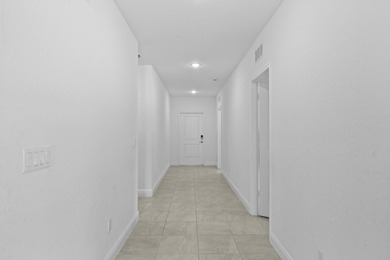 Stunning 2024-built Palmera model featuring a highly - photo 9