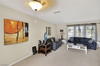 Welcome to this beautifully maintained southern-facing corner - photo 10