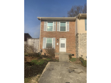 Lake Townhome/Townhouse For Sale in Lexington, Kentucky