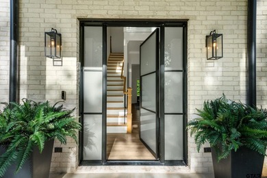 Enjoy country living at Eagle's Bluff Country Club, this - photo 3