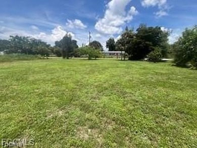 Discover the opportunity at 435 Monterey Street in North Fort - photo 9