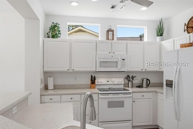 Popular Hamilton/Jefferson Model featuring 2 Bedrooms, 2 Baths - photo 11