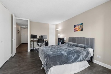 RARELY Available High Floor, SOUTH EAST Corner 2 Bedroom, 1 - photo 11