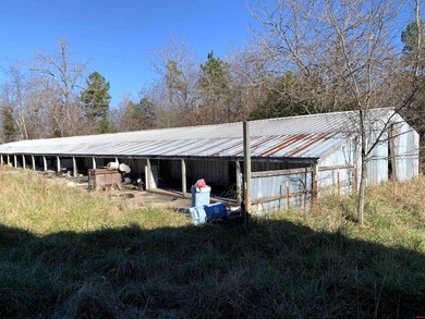 Great buy on a 2,000 sq ft home (3 bdrm/2 bath) fronting scenic