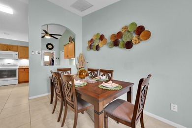 Spacious 3 bedroom, 2 bath CBS home offering just over 2,000 - photo 14