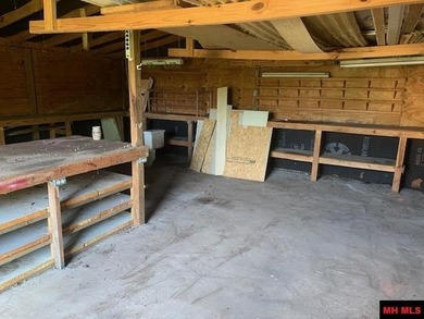 Great buy on a 2,000 sq ft home (3 bdrm/2 bath) fronting scenic