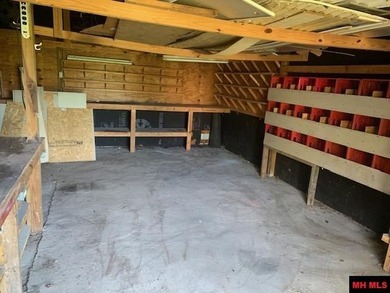 Great buy on a 2,000 sq ft home (3 bdrm/2 bath) fronting scenic