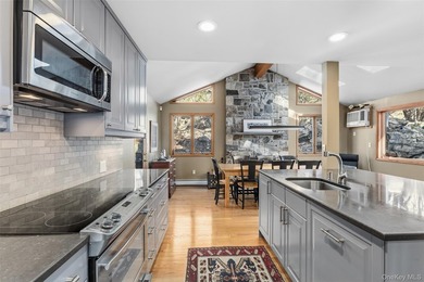 Welcome to your perfect summer escape located on a very private - photo 23