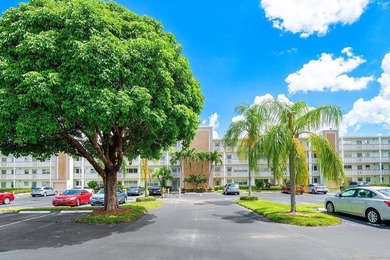 Experience Resort-Style Living in This Beautiful Move-In Ready - photo 28