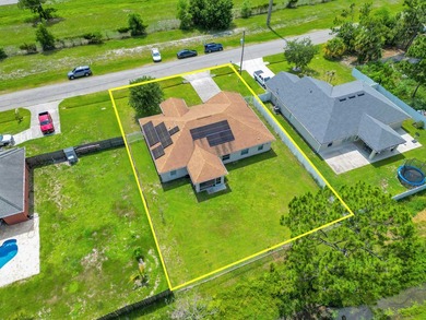 Spacious 3 bedroom, 2 bath CBS home offering just over 2,000 - photo 32