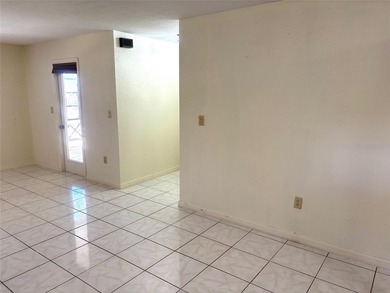 NEW LOW PRICE!!!! -- a quiet, well-kept 55+ community just - photo 6
