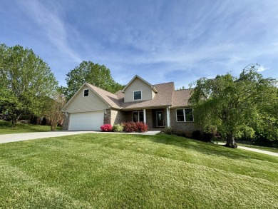 Lake Home For Sale in Somerset, Kentucky