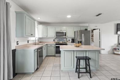 Lake Home For Sale in Mineola, Texas