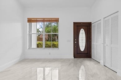 Stunning, move-in ready 3BD/2BA lakefront home offering peaceful - photo 4