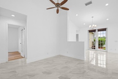 Stunning, move-in ready 3BD/2BA lakefront home offering peaceful - photo 5