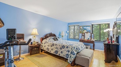 Welcome to this spacious 3-bedroom, 2-bathroom condo located on - photo 5
