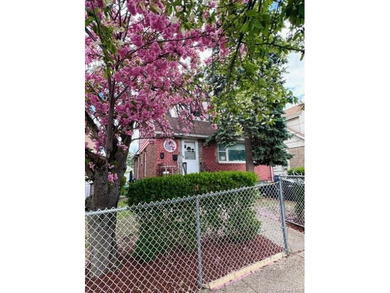 Spacious two family detached home located in the heart of - photo 3