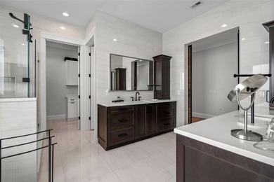 A spectacular custom waterfront estate with a clean California - photo 44
