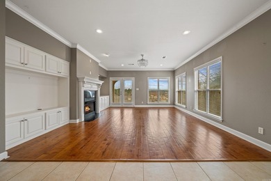 Beautiful condo in the highly desired Millennium Bay Subdivision