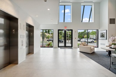 Immediate occupancy available in The Rose at Great Neck. 40-New - photo 4