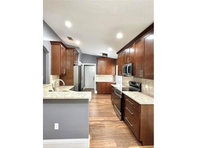 Beautiful 3-bedroom, 2-bath home built in 2001 offering 1,504 sq - photo 5