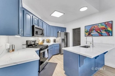 This lovely home is only 5 minutes away from the center of town - photo 22