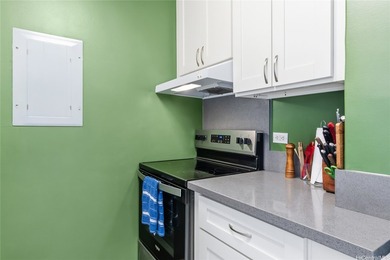 High-floor 1-bedroom, 1-bath residence at Kinau Lanais featuring - photo 7