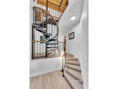This lovely home is only 5 minutes away from the center of town - photo 29