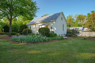 EXQUISITE 34.4-ACRE PRIVATE ESTATE | RARE MULTI-RESIDENCE FAMILY - photo 32