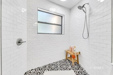 This lovely home is only 5 minutes away from the center of town - photo 39
