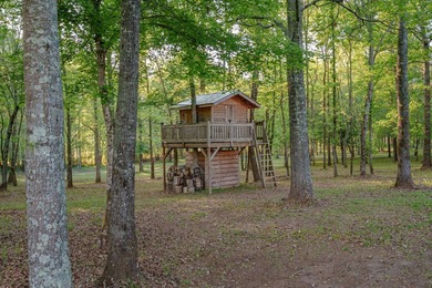 EXQUISITE 34.4-ACRE PRIVATE ESTATE | RARE MULTI-RESIDENCE FAMILY - photo 39
