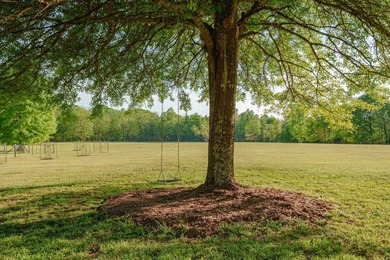EXQUISITE 34.4-ACRE PRIVATE ESTATE | RARE MULTI-RESIDENCE FAMILY - photo 40