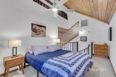 This lovely home is only 5 minutes away from the center of town - photo 44