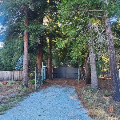 Live off grid but not cut off from civilization. Flat Lot. Build - photo 7