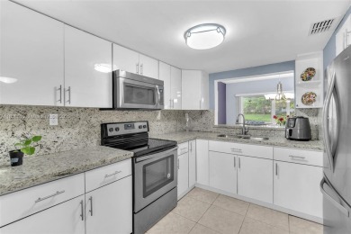 Lake Condo For Sale in Plantation, Florida