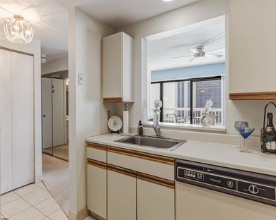 If you've been waiting for a condo that offers incredible views - photo 3
