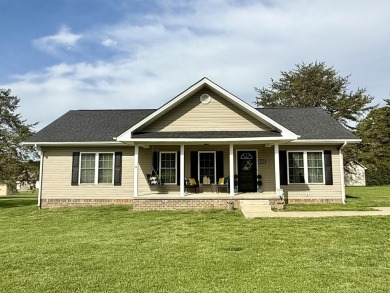 Lake Home For Sale in Monticello, Kentucky