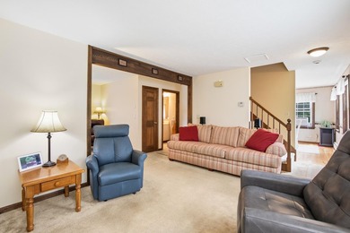 Move right into this well-maintained 4-bedroom, 2.5-bath - photo 15