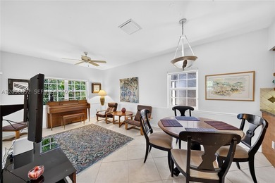 Perfectly situated on a quiet, tree-lined street in one of Coral - photo 18