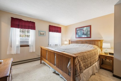 Move right into this well-maintained 4-bedroom, 2.5-bath - photo 18