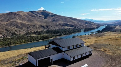 Flathead River Home For Sale in Dixon Montana