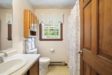 Move right into this well-maintained 4-bedroom, 2.5-bath - photo 28