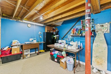 Move right into this well-maintained 4-bedroom, 2.5-bath - photo 31