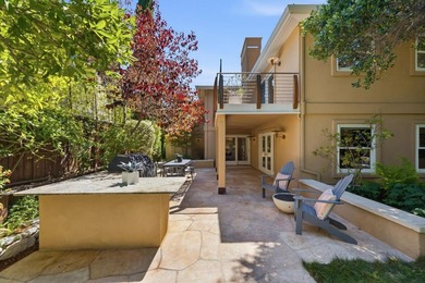 Exceptional Emerald Hills home offering light-filled interiors - photo 46