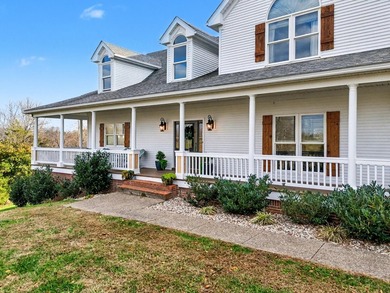 Country living at it's best. 15 acre farmstead ready for your - photo 4
