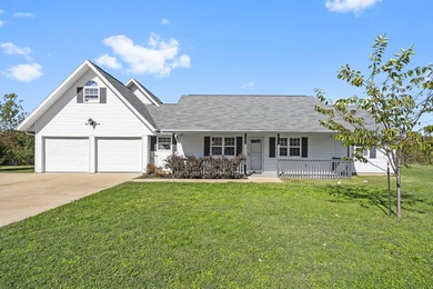 Lake Home For Sale in Reeds Spring, Missouri