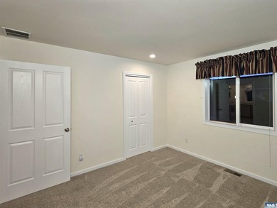 Excellent Option in 55+ East-Side Condo Mini-Plex. Discover - photo 11