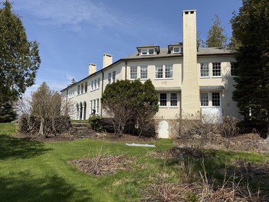 The Grace Cottage, Hermit's Point. This magnificent stuccoed - photo 12